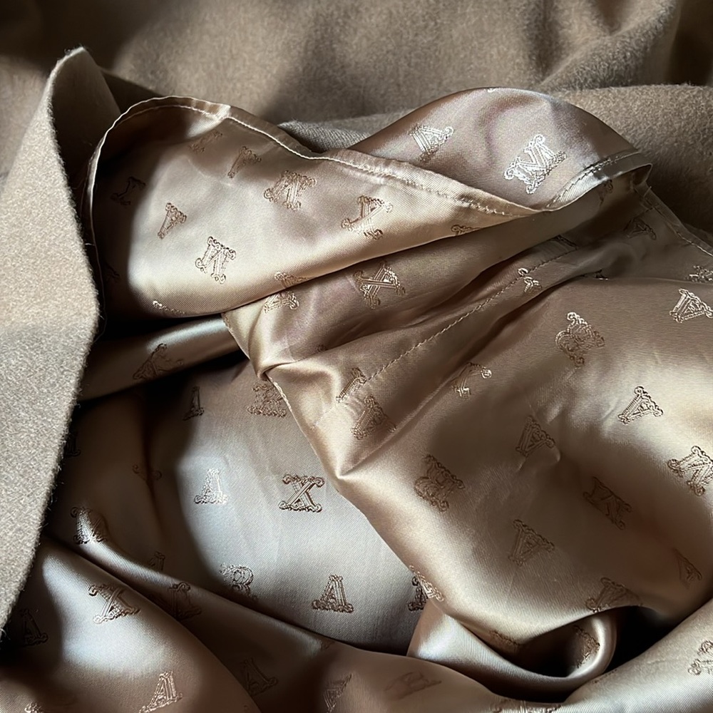 MaxMara Camel Giugno dress size 12 NWT - Picture 16 of 16